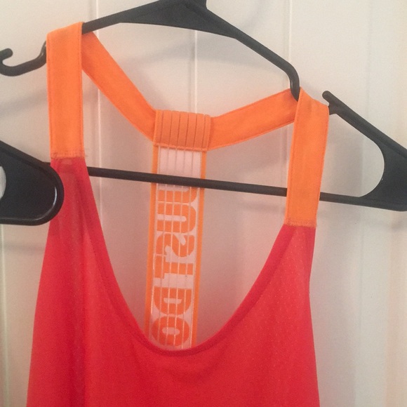 ‼️SOLD‼️Dri-fit Nike active wear Tee’s - Picture 4 of 10